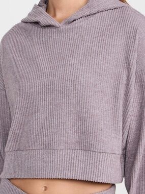 ALO Yoga Muse Cropped Sweatshirt